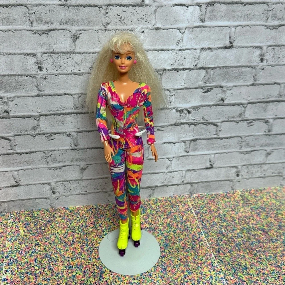 Barbie Hot Skatin' Doll 1994 Articulated Jointed Vintage Outfit Skates Earrings